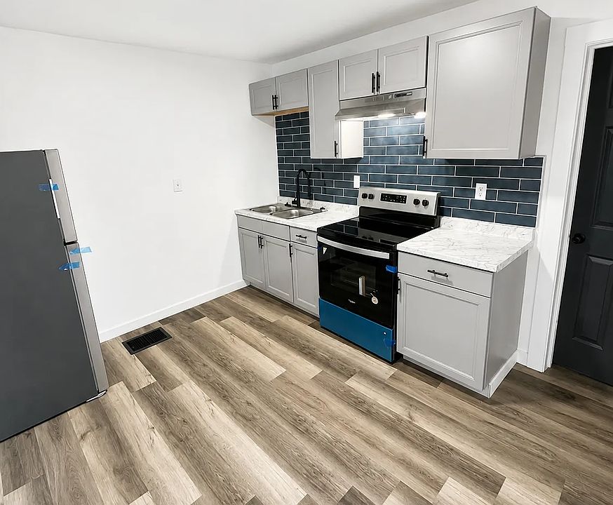 2nd image of 2801 W Uintah St
