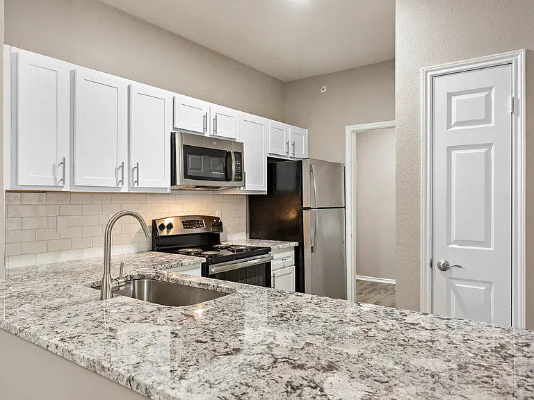 Sonterra Apartment Homes — Photo 91