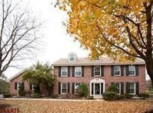 2181 Clarkson Park Ct, Chesterfield, MO 63017
