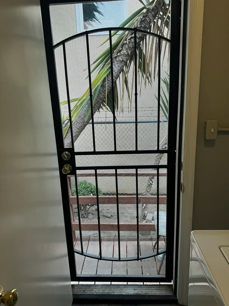 1 bed, $2,100 — Photo 3