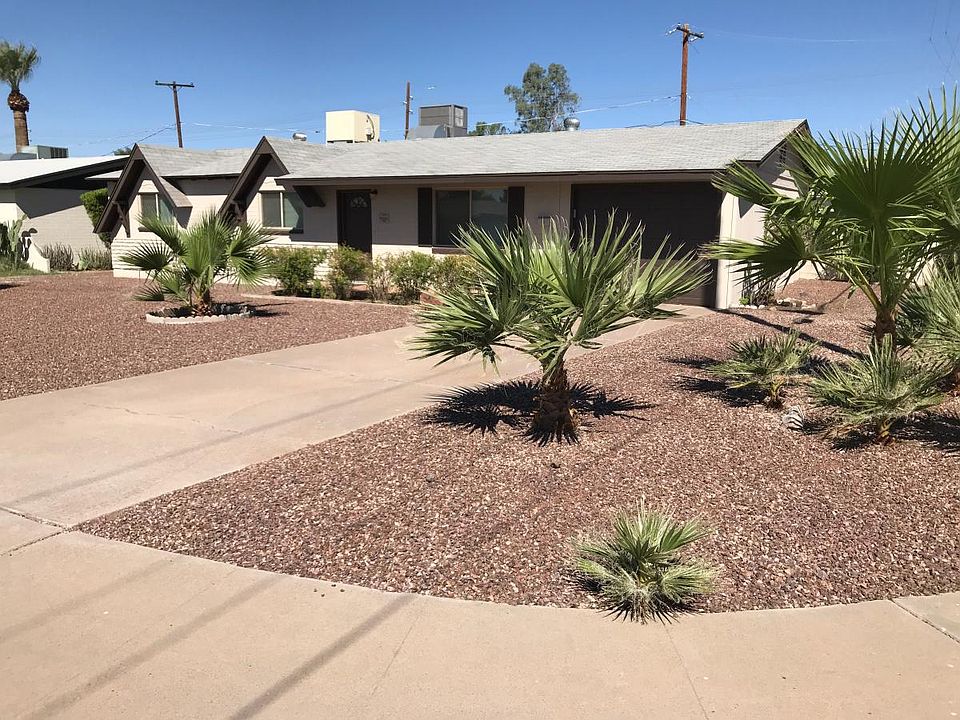 Big corner lot