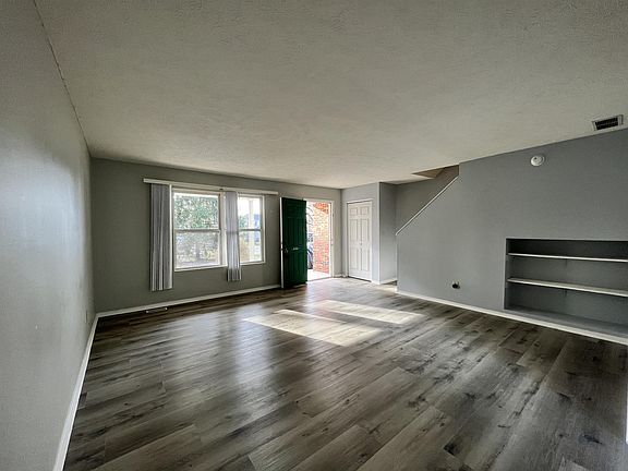 5th image of 3529 S Burks Ct #1