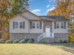 1405 Willow Ridge Rd, Lincolnton, NC 28092