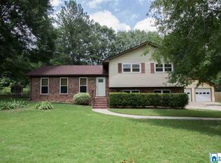 629 Creekview Dr, Pelham, AL 35124