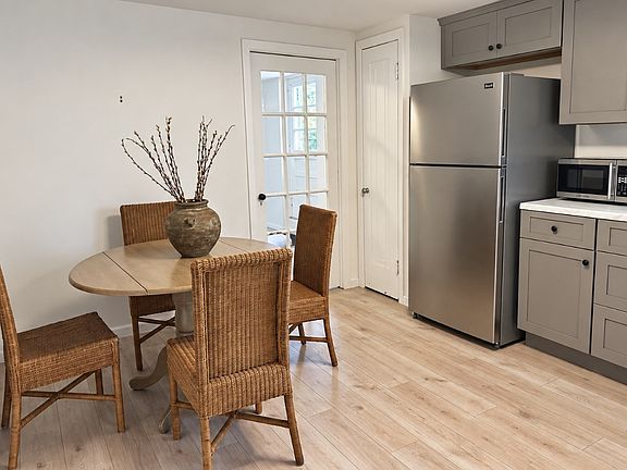 3rd image of 221 White Ave #Ll