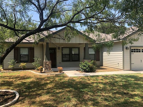 2nd image of 151 Mokulua Ln