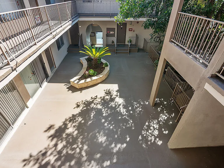 Rose Terrace Apartment Homes — Photo 7