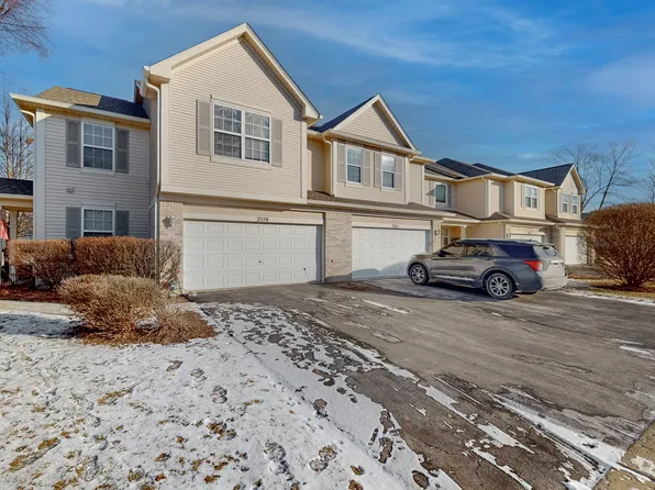 2358 Sunrise Cir, Aurora, IL 60503