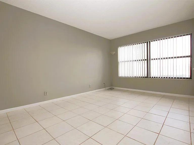 217 Lake Pointe Dr #107 — Photo 20