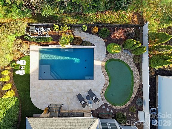 2nd image of 5029 Downing Dr