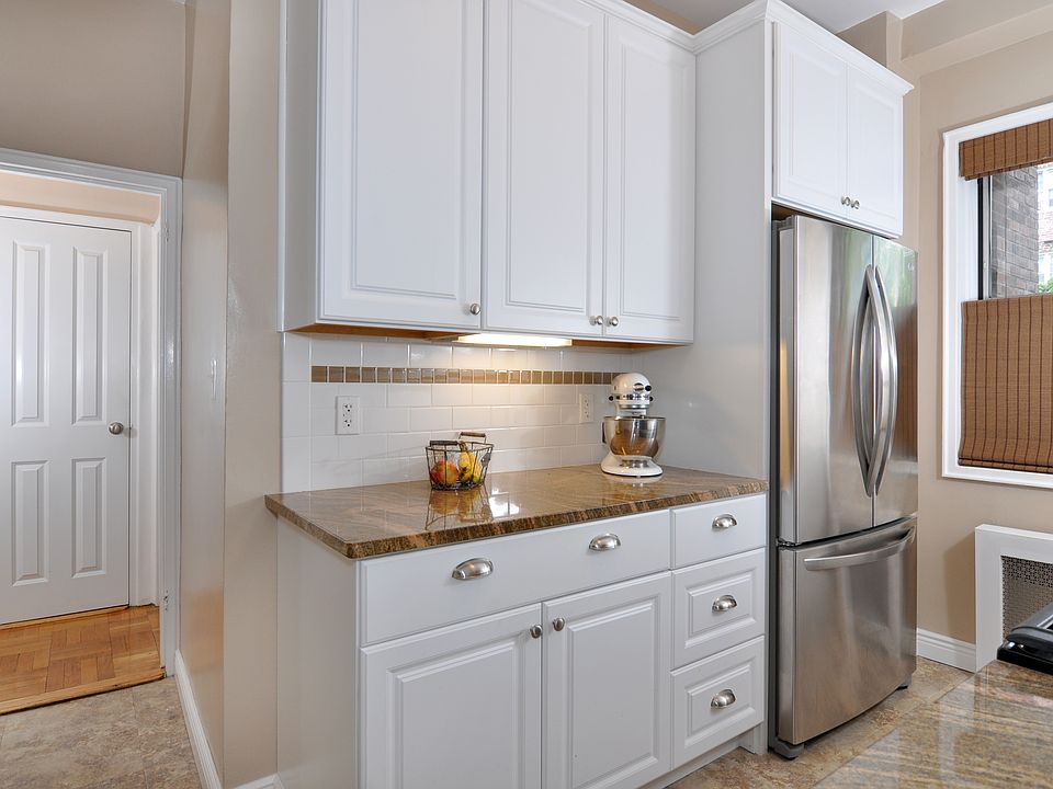 1st image of 3 Washington Sq APT F
