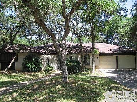 1st image of 10202 Kings Grant Dr