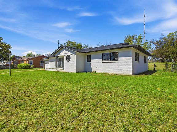 4th image of 2313 Clearview Dr