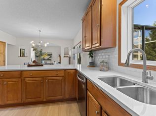 1744 Mathias Rd, Shakopee, MN 55379