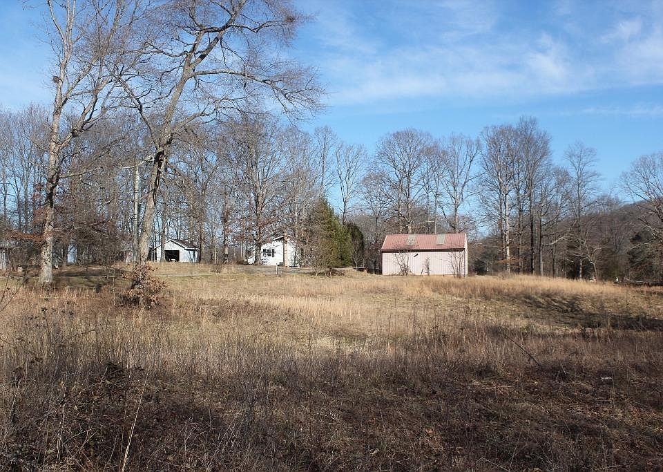 2nd image of 125 Norwood Ln