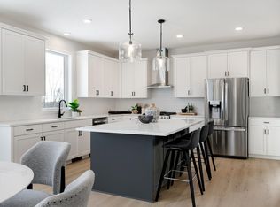 4842 Baker Reserve Ln, Maple Plain, MN 55359
