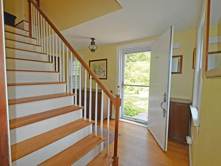 29 Fishers Ln — Photo 14