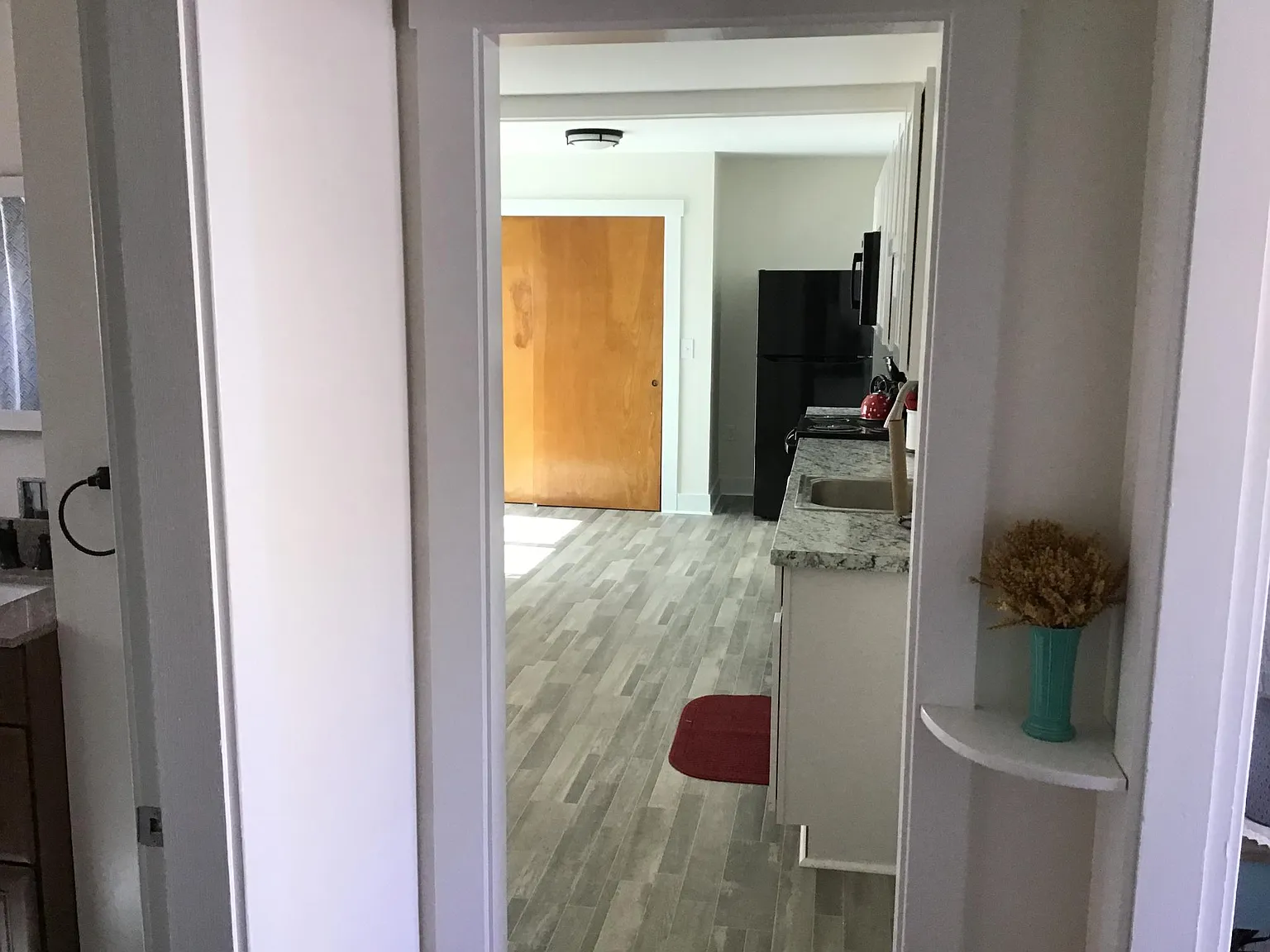 2 bed, 950 sqft, $2,499 — Photo 3