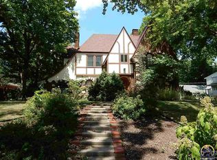 1325 SW Lakeside Dr, Topeka, KS 66604