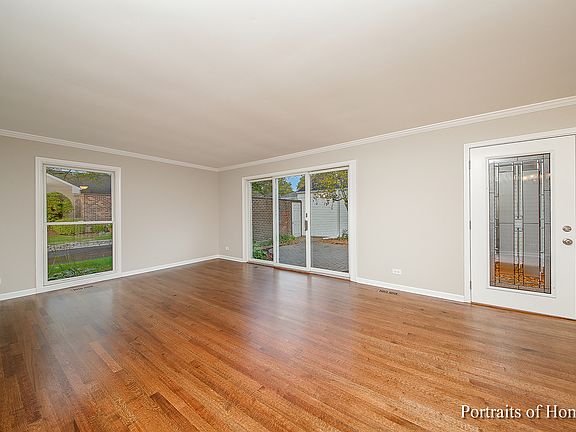 4th image of 1054 Dartmouth Dr