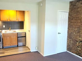 409 Adelphi St #3F, Brooklyn, NY 11238