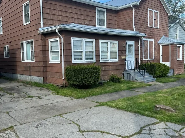 170 King St, Dunkirk, NY 14048