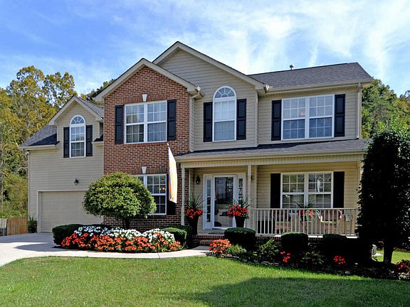 2nd image of 3301 Branch Hill Ln