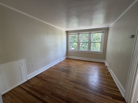 2nd image of 456 13th Ave NE APT 12