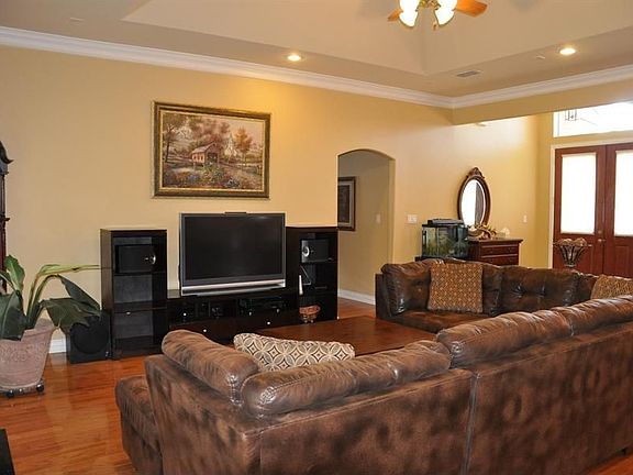 3rd image of 2052 Yasmeen Cir