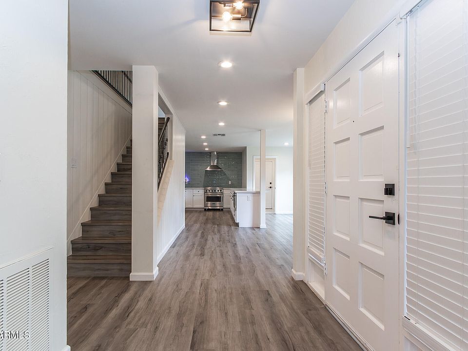 1st image of 1327 W GLENDALE Avenue