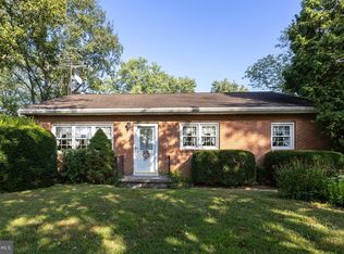 5028 Arden Nollville Rd, Martinsburg, WV 25403