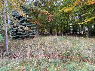 N Pointe Woods Dr, Charlevoix, MI 49720