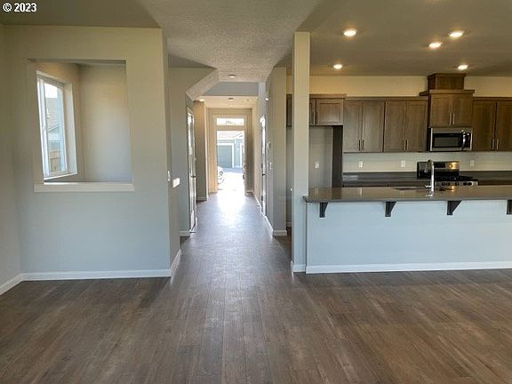 4th image of 1446 Gladiola Dr #145