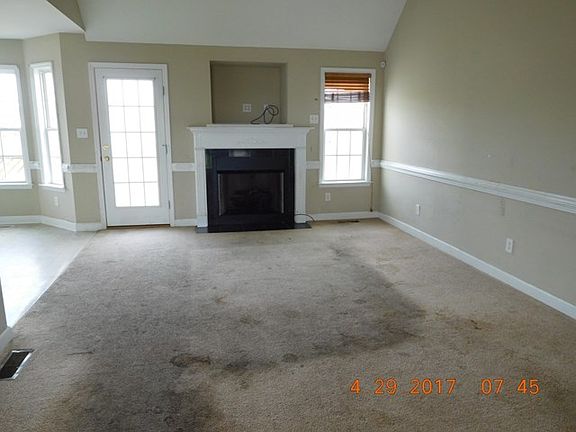 2nd image of 105 Sanderling Way