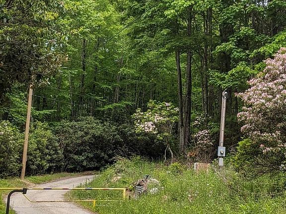 2nd image of 17010 Buck Knob Road