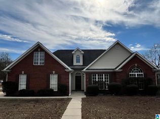 240 Silver Creek Pkwy, Alabaster, AL 35007