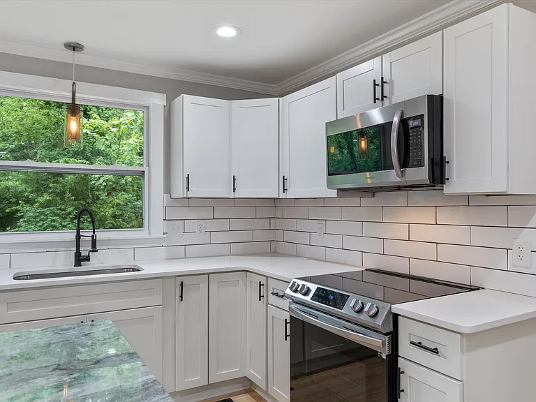 5017 Suter Dr — Photo 25