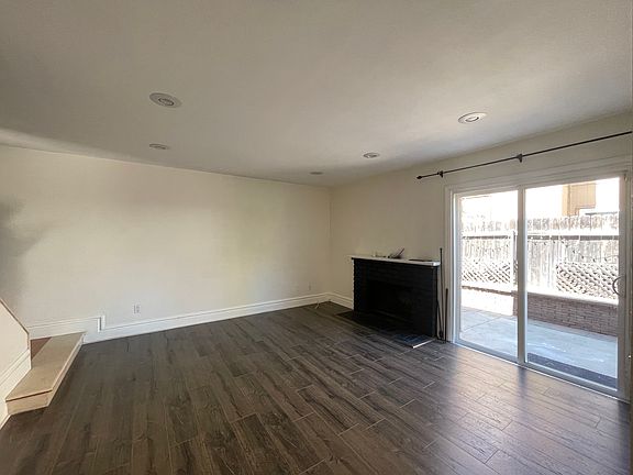 4th image of 12828 Ramona Blvd Unit 109