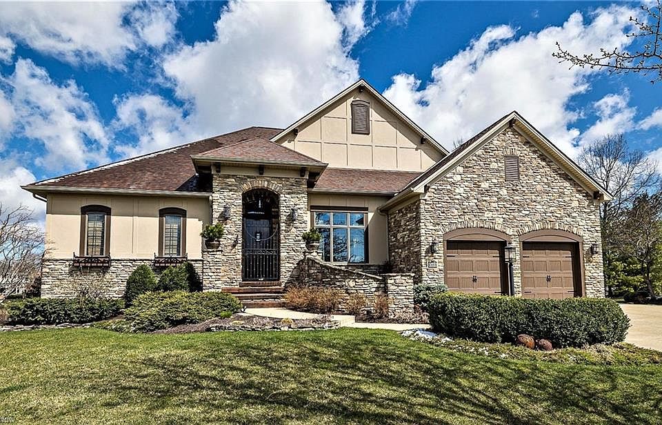 1st image of 4450 Silver Oak Dr