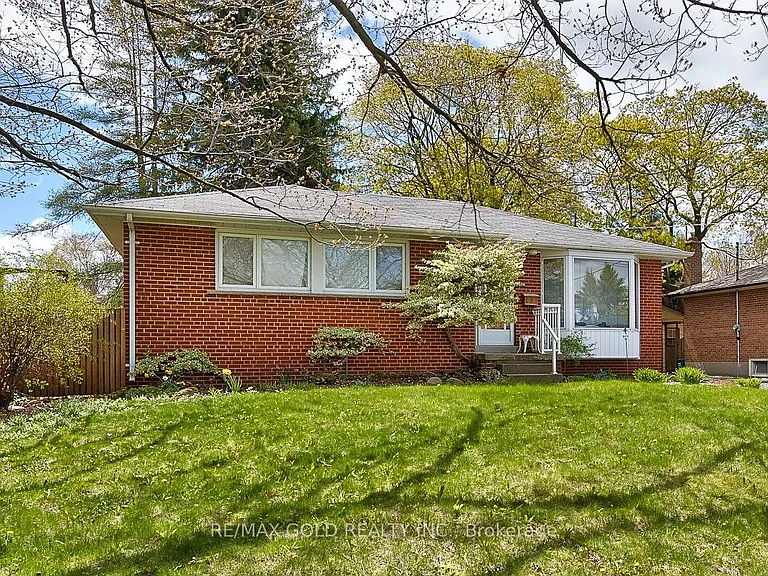 578 Lees Ln — Photo 2