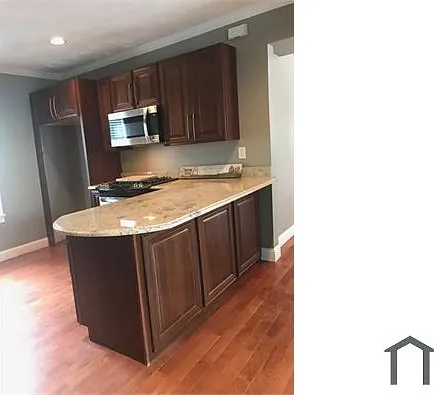 363 Lincoln St — Photo 5