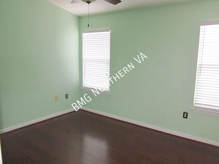 14306 Newbern Loop — Photo 12
