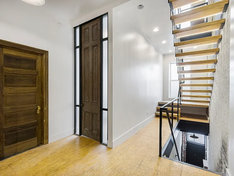 2020 E Fletcher St #1&2 — Photo 22