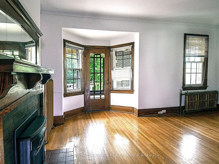 19 Melgund Rd #UPPER — Photo 3