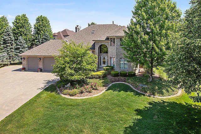 1st image of 10508 Robin Ln