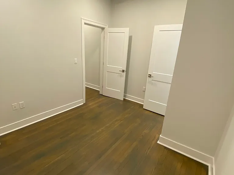 51 Queensberry St #4 — Photo 5