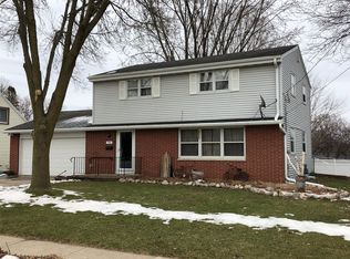 909 S Ridge Rd, Green Bay, WI 54304