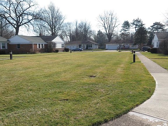 2nd image of 10440 Manorford Dr #44