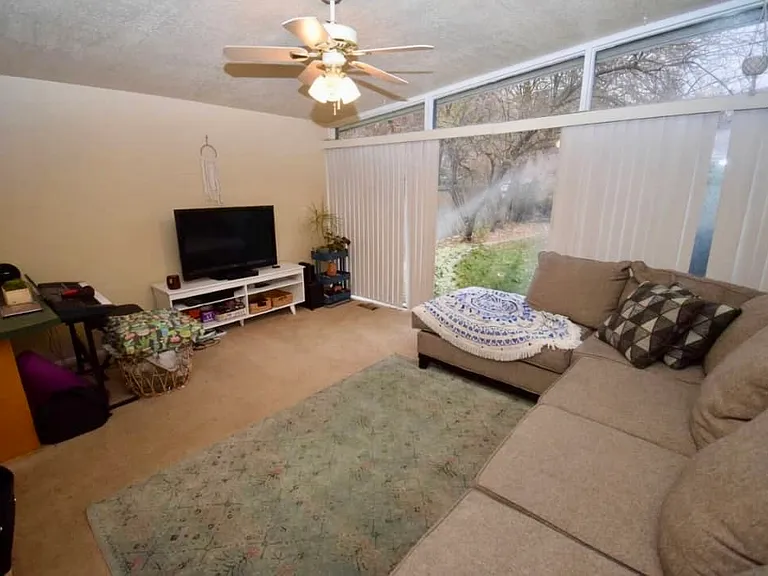 4800 S Viewmont St #MAIN — Photo 3