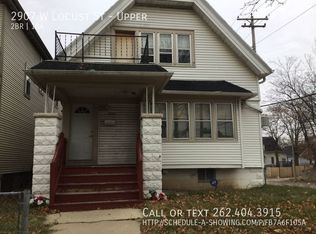 2907 W Locust St, Milwaukee, WI 53210